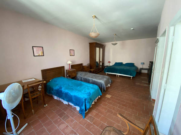 The pink room slider4